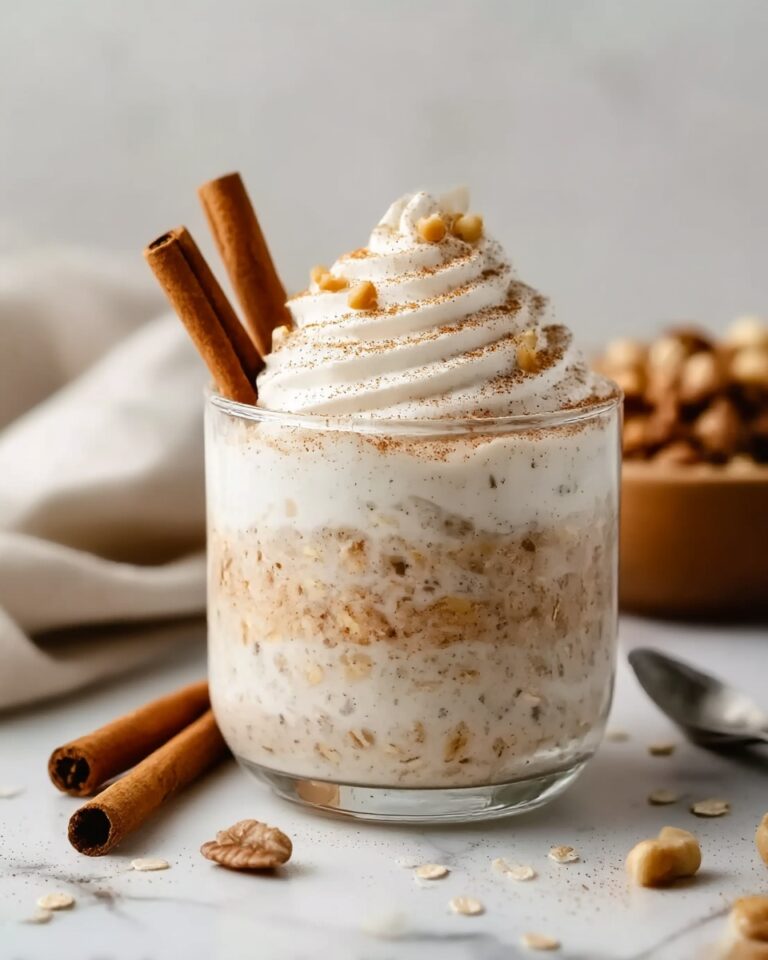Cinnamon Roll Overnight Oats Recipe